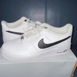 Nike Airforce 1 low Men’s size 6.5 nwt